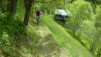 Et vas-y, roule en plein milieu ! T'as acheté le chemin, pardon la voie des Erables ? Bedjuiland_13_006