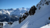 La descente, par la Lué de Balayé ou par l'alpage de Fenestral. Les options diffèrent, mais les conditions de neige restent les mêmes, difficiles. Bel_Oiseau_011.jpg