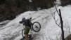 Meuh non, quelle méfiance, juste un 486ème couloir garni de neige à traverser, trois fois rien. Bisse_Saxon_09_016.jpg