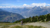 Cette photo est spécialement dédicacée pour Farenj, et son dilemme entre plateau de 22 ou 20 dents. Les pistes de ski à remonter sont probablement le meilleur juge pour trancher.... Bistinepass_003.jpg