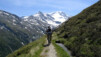 7 kilomètres de pente douce bercés par le gargouillement du ruisseau. Y a pas de doute, le bonheur est près du bisse. Bistinepass_013.jpg