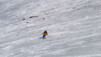 Eviter les "fausses traces" durcies, se cramponner sur la carre amont et trouver un reste de neige pour amorcer un virage. Tout un programme ! Chaux_de_Tompey_013