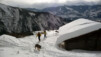 Sur la rive opposée de la vallée du Rhône, la crête des Alpes valaisannes subit les assauts du mauvais temps remontant du sud. Fava_08_004.jpg