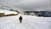Retour à  l'alpage de Pointet mais toujours pas de pause picnique, le foehn ayant encore forci depuis notre récent passage à  la montée. Fava_08_018.jpg