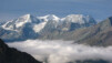 La masse imposante d'un trio de poids: Mont Collon, Pigne d'Arolla et Mont Blanc de Cheilon dominent le val d'Arolla et le val d'Hérens. GRC_07_13.jpg