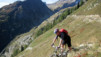 Une fois n'est pas coutume, nous fuyons les mazots de Restialp et le Restipass. La beauté de l'endroit demeure, les buts de la rando changent. Loetschental_015a.jpg