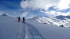 Et pendant que le Mt-Gautier, la Pointe de Masserey et le Bec de Lovégno prennent le soleil nous persistons dans l'ombre glaciale des derniers nuages. Mont-Noble_2013_008