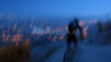 A la seule lueur des villes, le biker insouciant regagnera son domicile. Portail_Fully_010.jpg