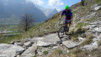 Petit éboulement inopiné n'arrête pas le biker motivé. Rothafen_14_012