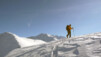 L'arrivée sur l'arête du col de Chargerat avec vue sur le Rogneux et les Combins. Six_Blanc_009.jpg