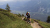 Le début de la descente offre un superbe panorama sur la rive gauche de la plaine du Rhône, l’Illhorn et son tumultueux torrent l’Illgraben. Varneralp_02_007.jpg