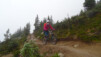 Après quelques hectomètres humides et glaciaux, nous sommes dans notre élément. whislter_bike_park_008